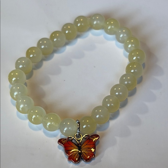 Yellow Glass Beaded Bracelet with Butterfly Charm - Picture 4 of 5